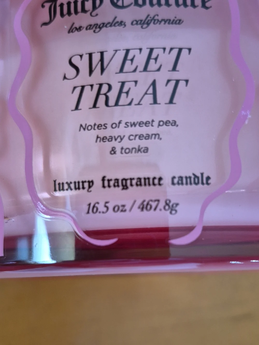 Juicy Couture 16.5oz, 3 wick Sweet Treat Candle in Pink and White